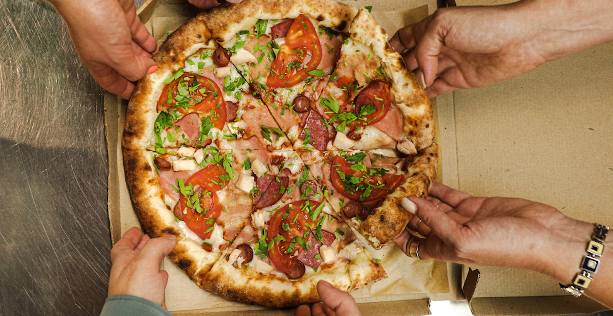 Благодійна «FREEDOM піца 2.0» повертається на полиці box експрес маркет