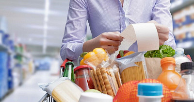 Що входить в споживчий кошик українця: реальний стан та соціальні виклики