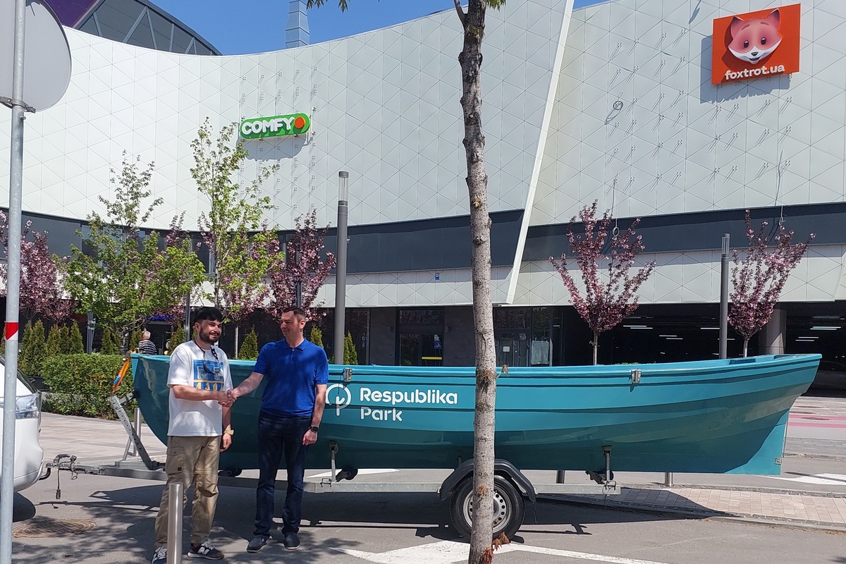 ТРЦ Respublika Park профінансував виготовлення човна «Ял-6» для реабілітації ветеранів