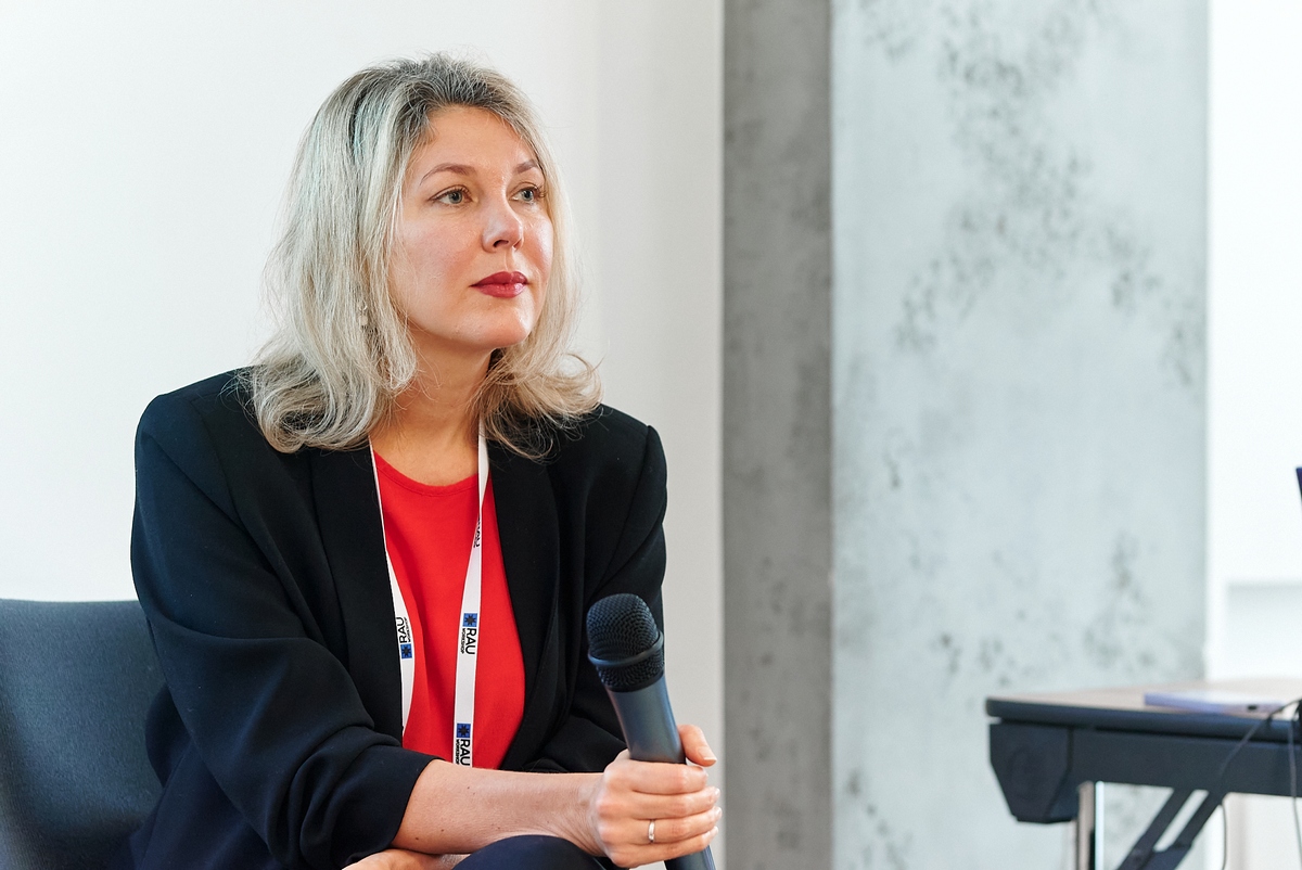 Наталья Кравец, Dragon Capital: О судьбе столичного Караван Outlet, политических рисках и перспективах украинского рынка