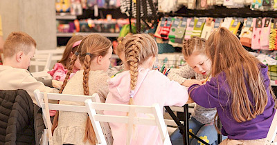 Місяць творчості: у квітні мережа Akvarel провела дев’ять майстер-класів