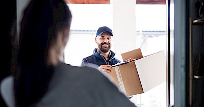 Исследование DS Smith: 84% европейских онлайн-ритейлеров почувствовали увеличение расходов на «последнюю мили» доставки