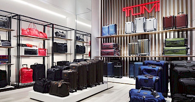 Кампанія «Працюємо для вас з 1975 року» до 50-річчя Tumi