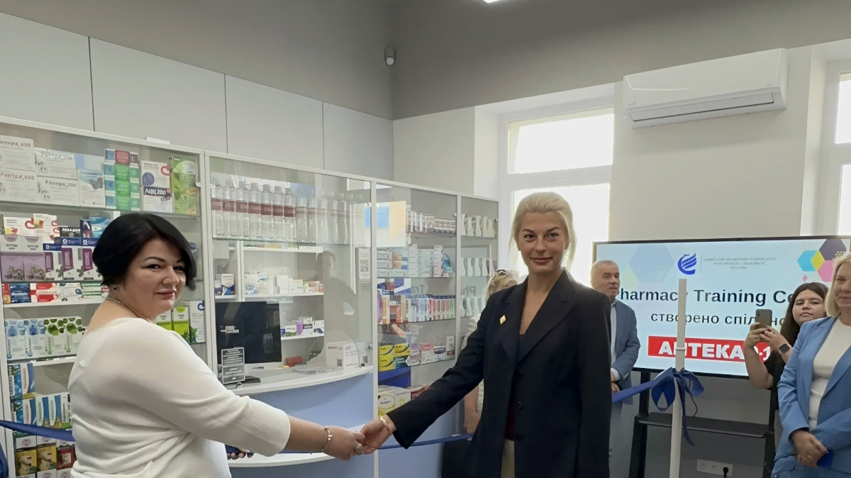 Мережа Аптека 9-1-1 та Київський медичний університет відкрили Pharmacy Training Center