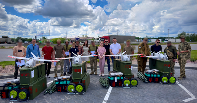 MegaКава донатить на «крила»: WOG та партнери відправляють 19 комплексів українських розвідувальних БПЛА «АРЕС» на захист України