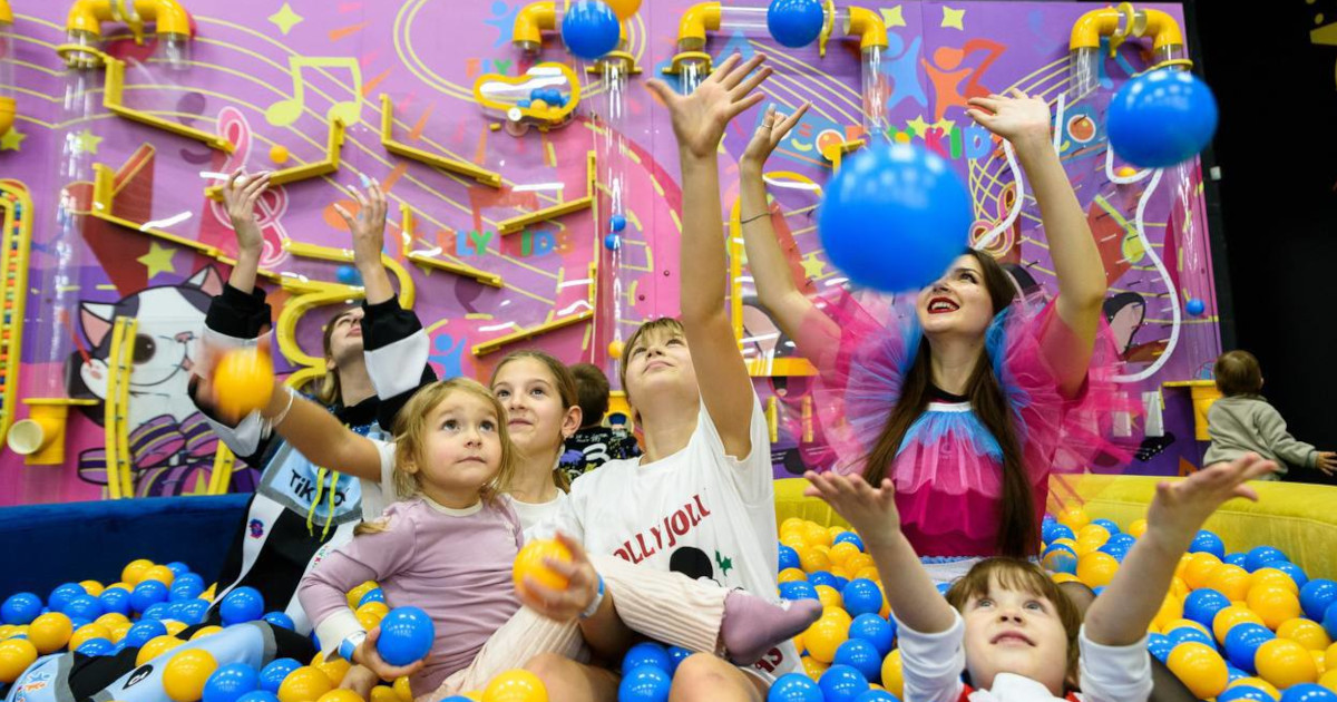 Новый семейно-развлекательный комплекс Fly Kids откроется в криворожском ТРЦ Victory Plaza