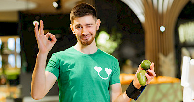 Zakaz.ua запустил доставку продуктов из собственного виртуального супермаркета “За Раз”