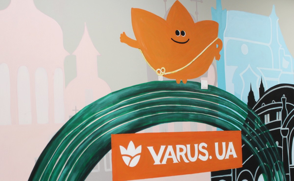 Темний Varus: як виглядає та як працює перший darkstore мережі (фоторепортаж)