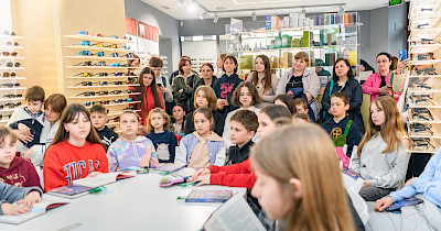 Українські артисти взяли участь в проекті “ЗІРкові читання” для дітей героїв та ВПО від мережі Люксоптика