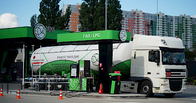Национальная сеть АЗК UPG начала поставлять автомобильный газ из США