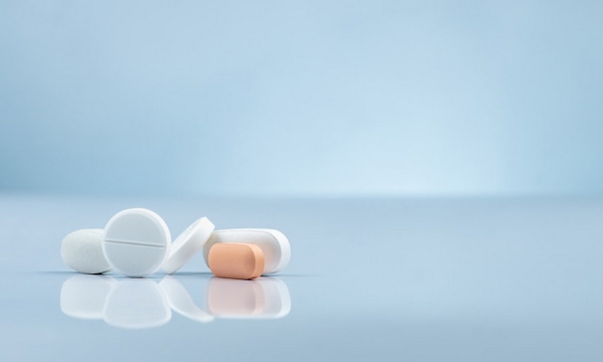 Популярные таблетки от изжоги: зачем лечить изжогу