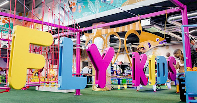 В Киеве откроется новый развлекательный комплекс Fly Kids