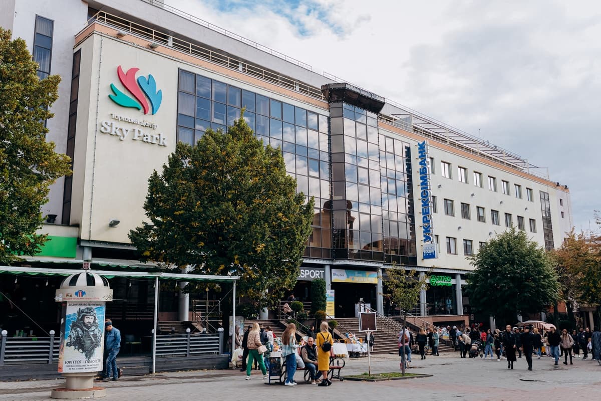 ТРЦ Sky Park профінансував нове надійне укриття у Вінницькому ліцеї №17