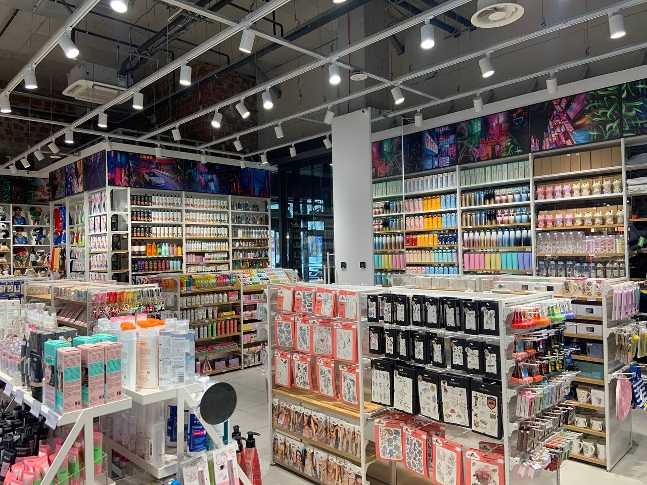 Мережа O!Some відкрила флагманський магазин в ТРЦ Хіт Mall