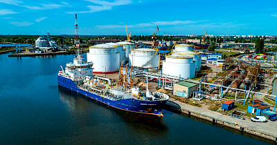 Група компаній UPG придбала у Польщі термінал для зберігання і перевалки нафтопродуктів