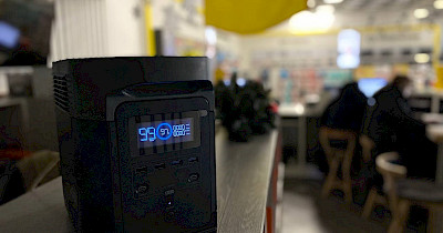 Новогодним подаркам быть: как Фокстрот отстроил работу магазинов во время блекаута