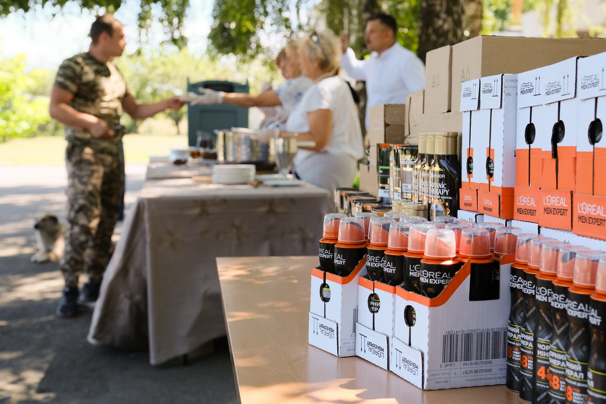 L’Oréal Україна продовжує програму гуманітарної підтримки засобами гігієни