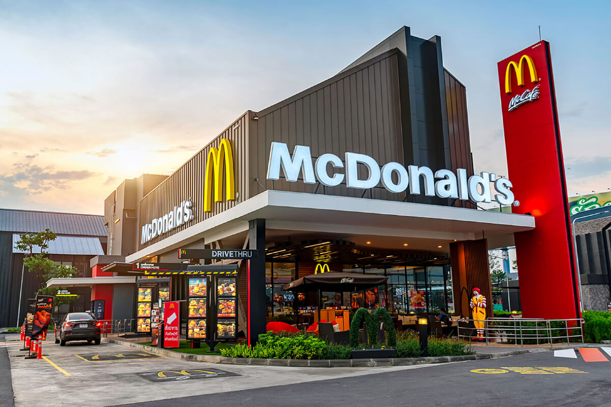 McDonald’s готується до відновлення роботи в Україні – ЗМІ