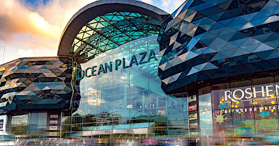 Нетихий океан: в столичному ТРЦ Ocean Plaza закрилися гіпермаркет Ашан та інші магазини