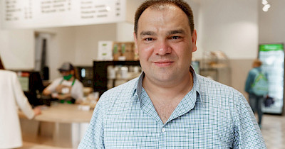 Как мебельщик стал главным молочником Киева: история успеха Молока от фермера