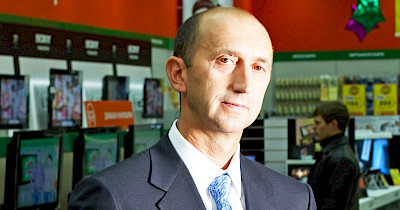 Владелец сети Comfy Станислав Ронис отошел от бизнеса ради международного девелопмента – Forbes