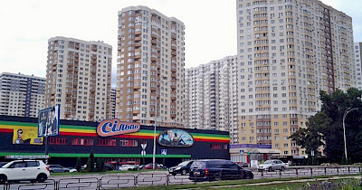 Рітейл поблизу столиці: що важливе та як обирають магазини для покупок у містах-супутниках Києва