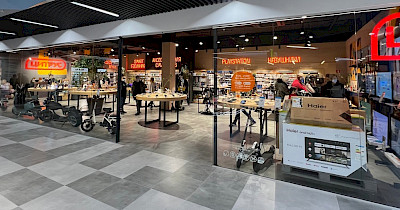 Море гаджетов и инновационный дизайн: Цитрус в Черноморске обновился и сменил адрес