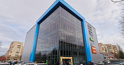 Европа рядом: Varus открыл новый супермаркет в Краматорске (фотообзор)