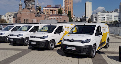 Укрпошта на колесах: як виглядають мобільні міні-відділення оператора, завдяки яким він покриє всю Україну (+фото)