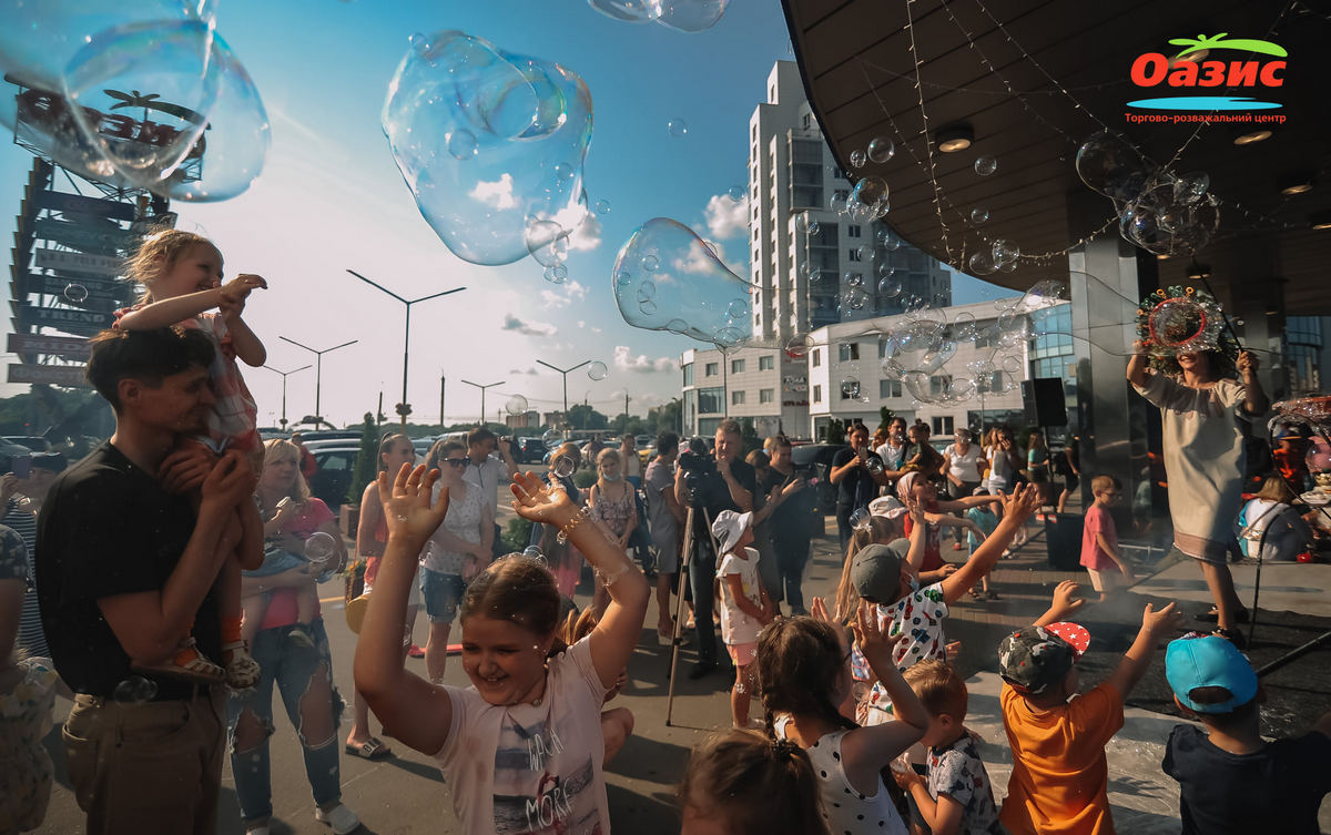 Світ врятує позитив – святкування Купала в ТРЦ Оазис