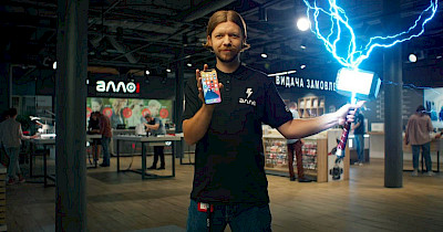 Реклама недели: Алло, Miu Miu, Samsung, Roberto Cavalli и Майк Тайсон