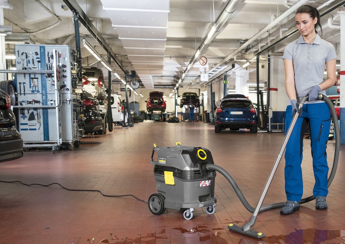 Без грязи и перебоев: поколение мощных пылесосов Karcher для строительных и промышленных предприятий