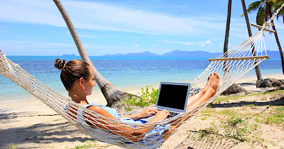 Все на море: какие интернет-магазины попали в топ-25 UAnet за июнь 2021 года