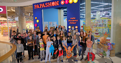 ТРЦ Retroville организовал настоящий праздник для детей 1 июня (фоторепортаж)