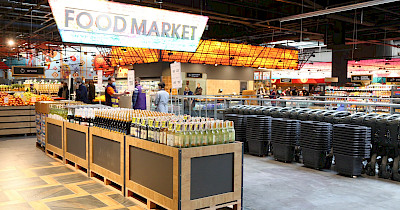 Епіцентр відкрив інноваційний Food Market з власним фуд-кортом (фотоогляд)