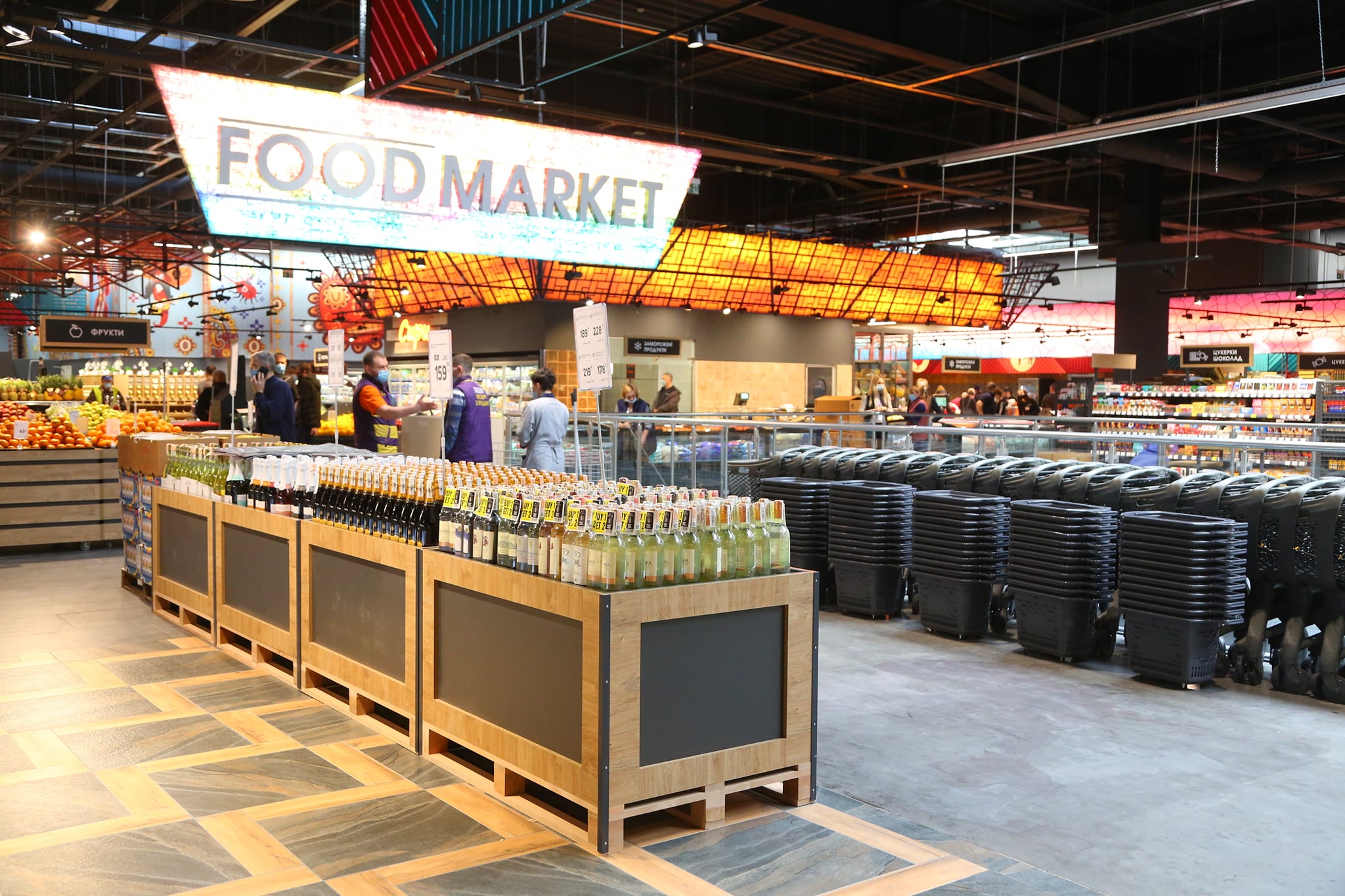 Эпицентр открыл инновационный Food Market с собственным фуд-кортом (фотообзор)