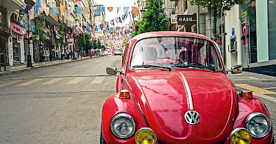 Як живе товар після продажу: продуктовий маркетинг з використанням сертифікатів автентичності