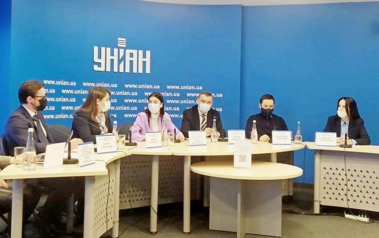 Представники галузі торгівлі та послуг виступили за зниження ставок еквайрингу та інтерчейнджу