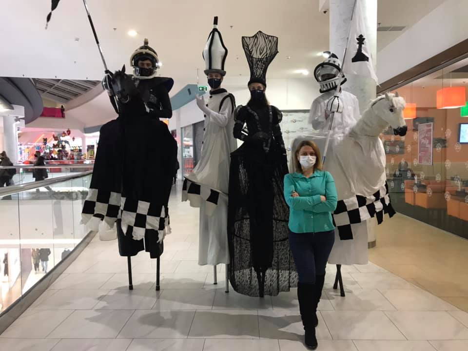 Retail Hacks by Arricano: Black Friday in Prospekt shopping mall: fast communications and queen’s gambit