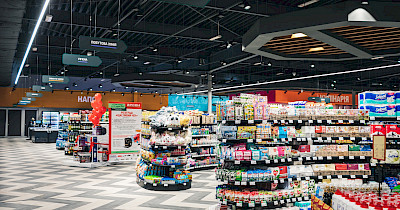 Комфортний та сучасний: мережа Арсен оновила свій супермаркет у Львові (+фото)