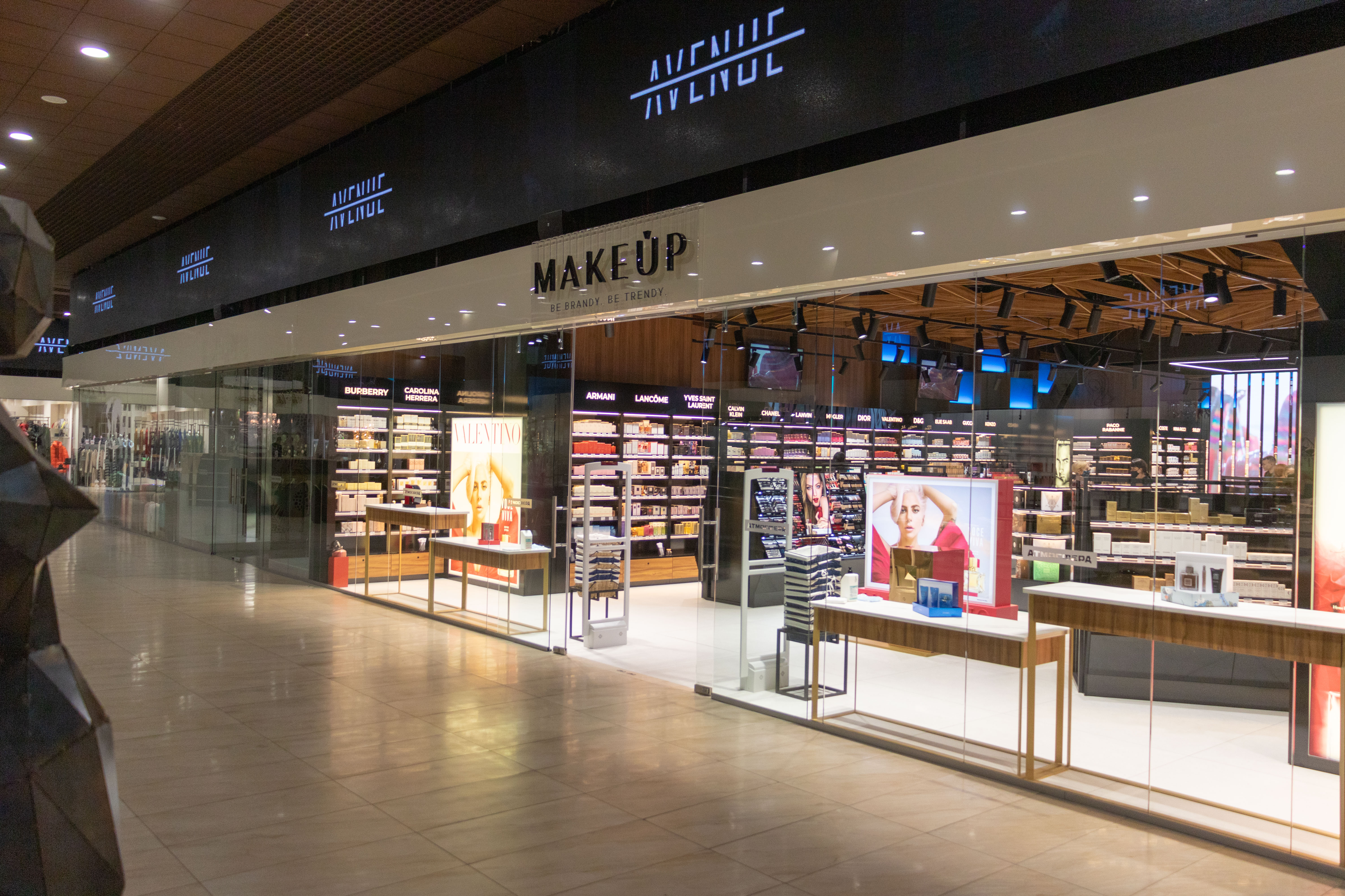 Первый в офлайне: Makeup открыл магазин в Киеве и планирует развитие сети в Европе