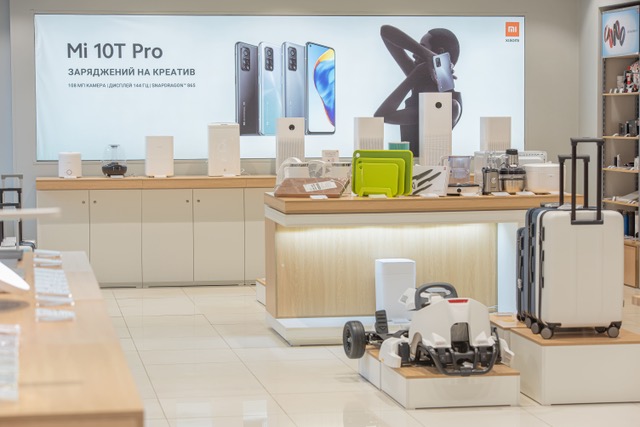 Компанія Алло розширює мережу монобрендових магазинів Mi Store у регіонах України