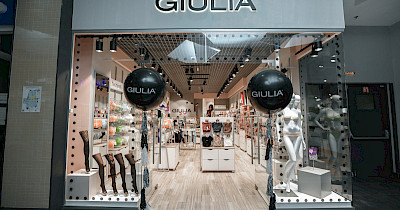 Мережа Giulia відкрила магазин у новому форматі й запланувала запуск ще 10 точок до кінця року (+фото)