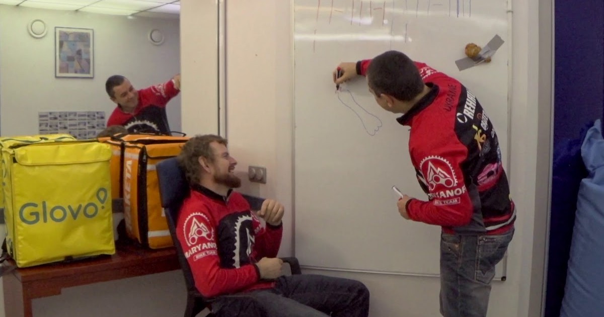 Чому Glovo і Raketa залишилися одні на ринку доставки і хто може скласти їм конкуренцію