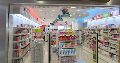 Watsons: робити покупки та працювати в магазинах мережі – безпечно