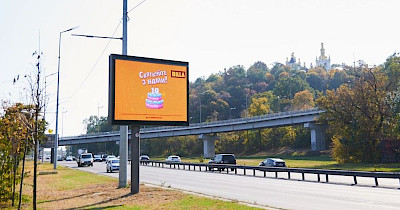 Digital Outdoor: як український рітейл використовує цифрову зовнішню рекламу