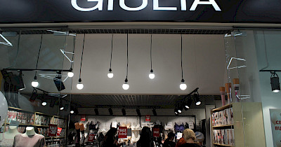 Ювілей в Києві: мережа Giulia відкрила свій 75-й магазин в ТЦ Piramida (фотоогляд)