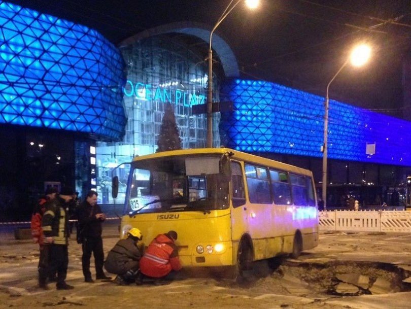 Потоп в океане: какие магазины пострадали в ТРЦ Ocean Plaza и смогут ли они компенсировать ущерб