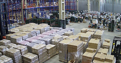 Импорт из ЕС и 300 магазинов: сеть EVA открыла инновационный распределительный центр во Львове