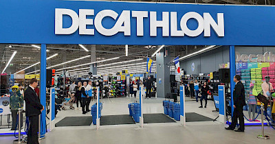 Спортивный Лувр: Как выглядит самый большой в Украине магазин Decathlon (фоторепортаж)